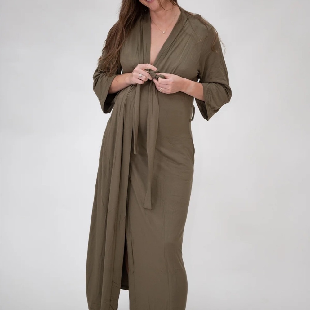 Sage robe